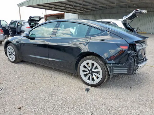5YJ3E1EA2NF187577 2022 TESLA MODEL 3 - Image 2