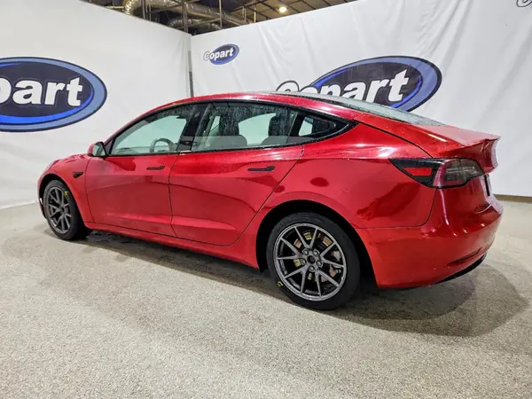 5YJ3E1EA2NF187661 2022 TESLA MODEL 3 - Image 2
