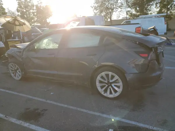 5YJ3E1EA2NF189314 2022 TESLA MODEL 3 - Image 2