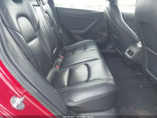 5YJ3E1EA2NF189426 2022 TESLA MODEL 3 - Image 8