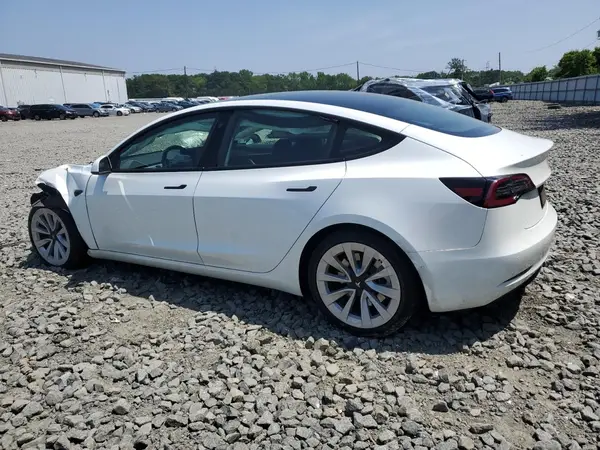 5YJ3E1EA2NF195324 2022 TESLA MODEL 3 - Image 2