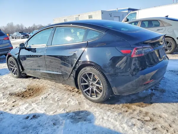 5YJ3E1EA2NF199292 2022 TESLA MODEL 3 - Image 2