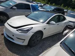 5YJ3E1EA2NF203647 2022 TESLA MODEL 3