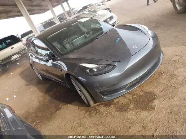 5YJ3E1EA2NF208976 2022 TESLA MODEL 3 - Image 1