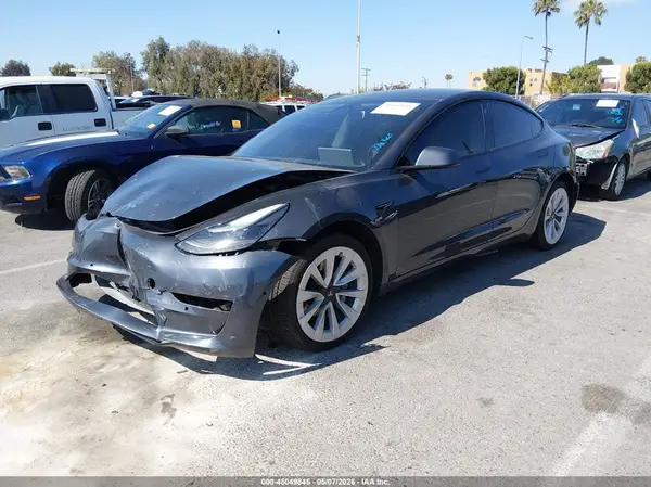 5YJ3E1EA2NF234736 2022 TESLA MODEL 3 - Image 2