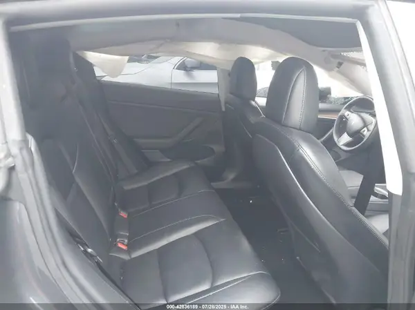 5YJ3E1EA2NF235465 2022 TESLA MODEL 3 - Image 8