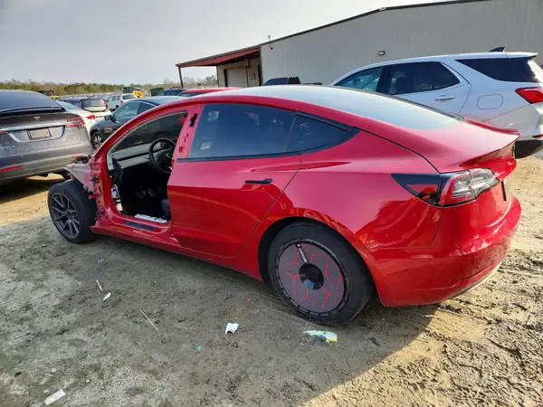 5YJ3E1EA2NF245624 2022 TESLA MODEL 3 - Image 2