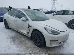 5YJ3E1EA2NF249222 2022 TESLA MODEL 3