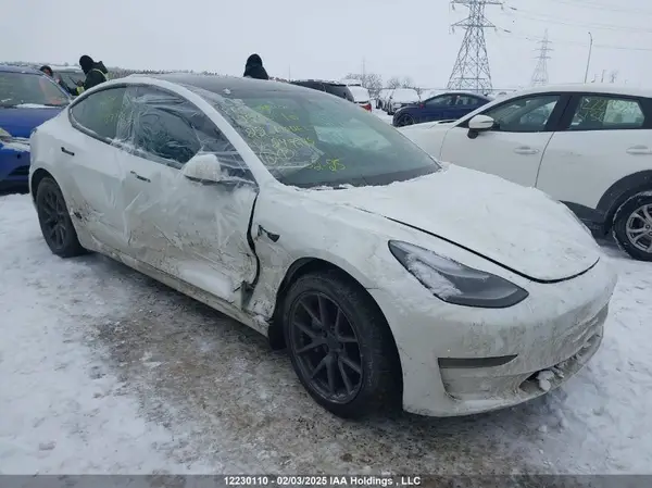 5YJ3E1EA2NF249222 2022 TESLA MODEL 3 - Image 1