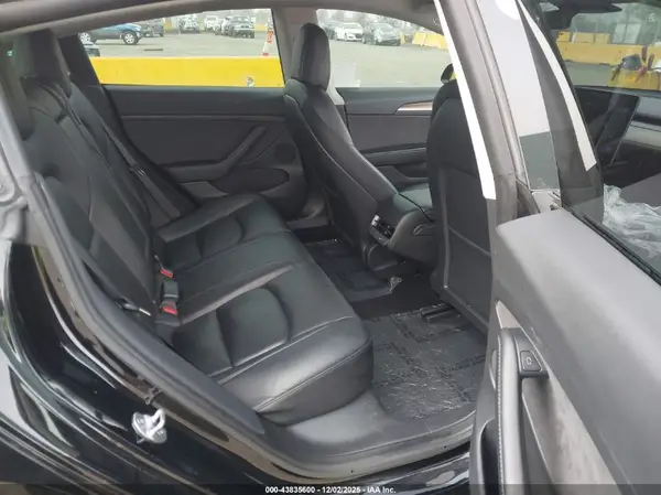 5YJ3E1EA2NF255134 2022 TESLA MODEL 3 - Image 8