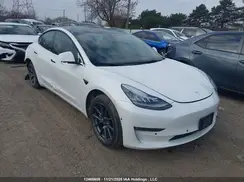 5YJ3E1EA2NF258034 2022 TESLA MODEL 3