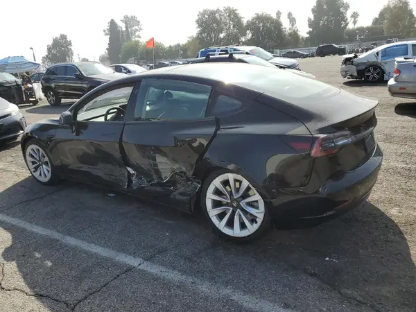 5YJ3E1EA2NF286982 2022 TESLA MODEL 3 - Image 2
