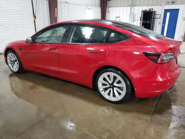 5YJ3E1EA2NF287453 2022 TESLA MODEL 3 - Image 2