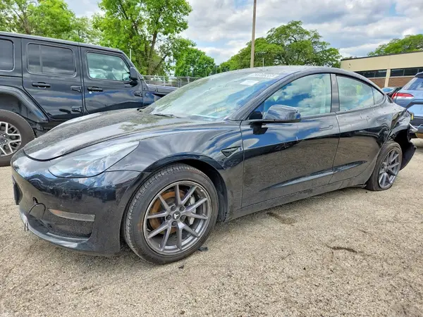 5YJ3E1EA2NF287551 2022 TESLA MODEL 3 - Image 1