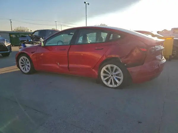 5YJ3E1EA2NF289171 2022 TESLA MODEL 3 - Image 2