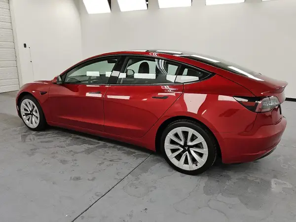 5YJ3E1EA2NF289980 2022 TESLA MODEL 3 - Image 2