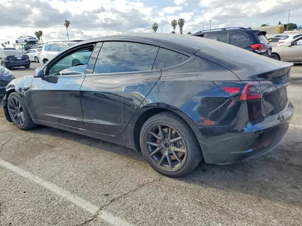 5YJ3E1EA2NF290823 2022 TESLA MODEL 3 - Image 2