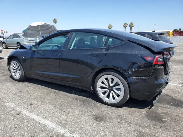 5YJ3E1EA2NF294208 2022 TESLA MODEL 3 - Image 2