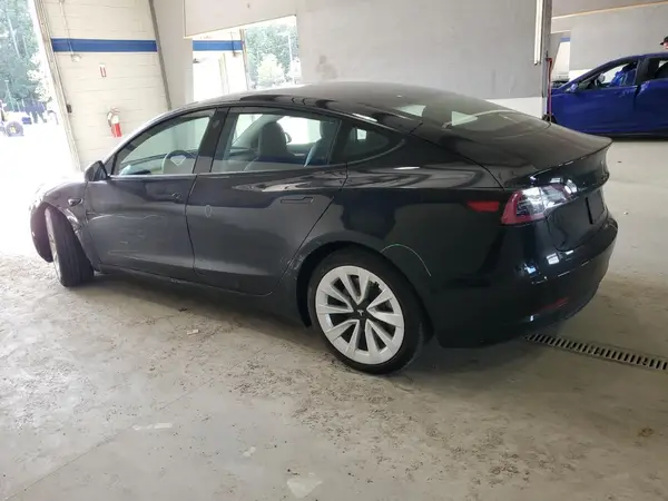 5YJ3E1EA2NF296279 2022 TESLA MODEL 3 - Image 2