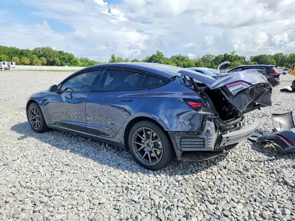 5YJ3E1EA2NF331211 2022 TESLA MODEL 3 - Image 2