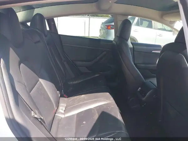 5YJ3E1EA2NF337137 2022 TESLA MODEL 3 - Image 8