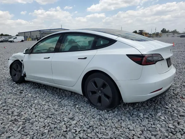 5YJ3E1EA2NF337980 2022 TESLA MODEL 3 - Image 2