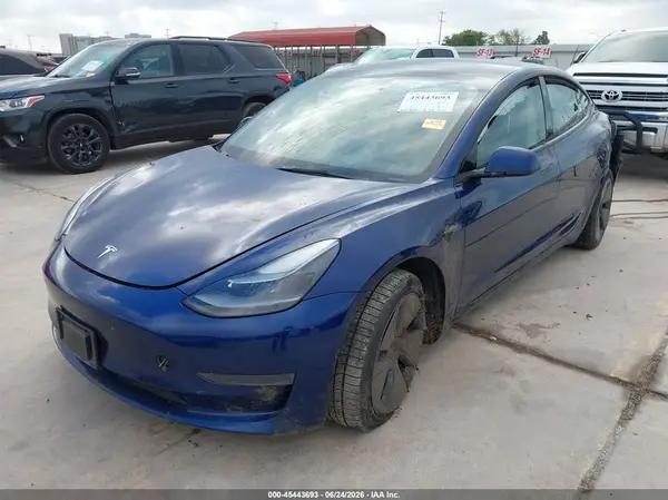 5YJ3E1EA2NF349305 2022 TESLA MODEL 3 - Image 2