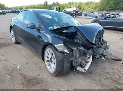 5YJ3E1EA2NF352883 2022 TESLA MODEL 3