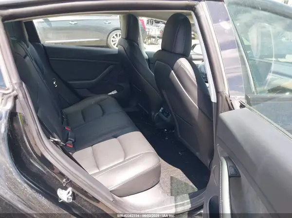 5YJ3E1EA2NF352883 2022 TESLA MODEL 3 - Image 8