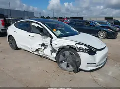 5YJ3E1EA2NF355119 2022 TESLA MODEL 3