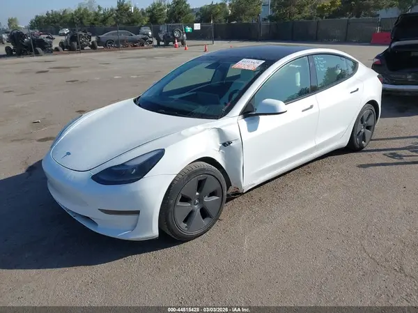 5YJ3E1EA2NF359283 2022 TESLA MODEL 3 - Image 2