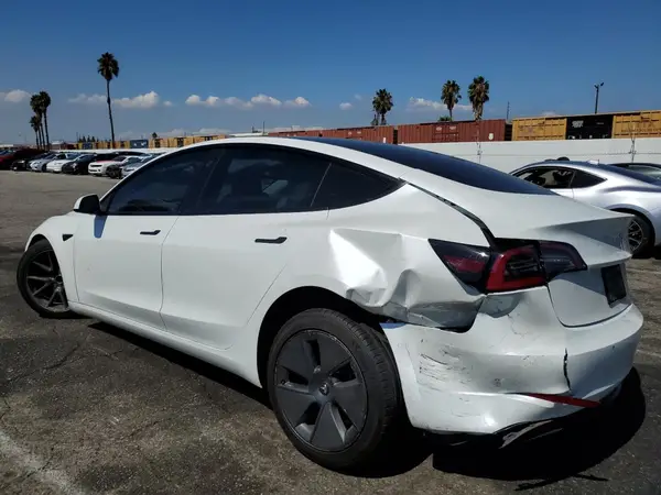 5YJ3E1EA2NF361471 2022 TESLA MODEL 3 - Image 2
