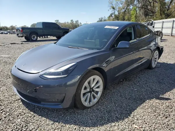 5YJ3E1EA2NF368565 2022 TESLA MODEL 3 - Image 1