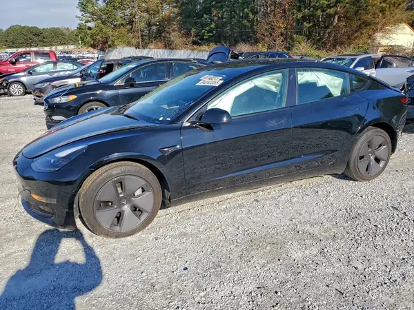 5YJ3E1EA2NF369585 2022 TESLA MODEL 3 - Image 1