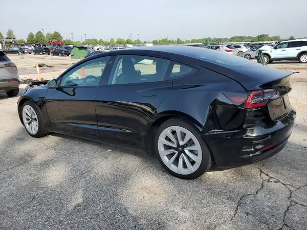 5YJ3E1EA2NF371756 2022 TESLA MODEL 3 - Image 2