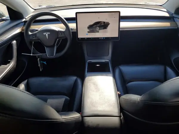 5YJ3E1EA2NF372101 2022 TESLA MODEL 3 - Image 8