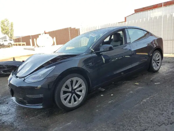 5YJ3E1EA2NF372373 2022 TESLA MODEL 3 - Image 1