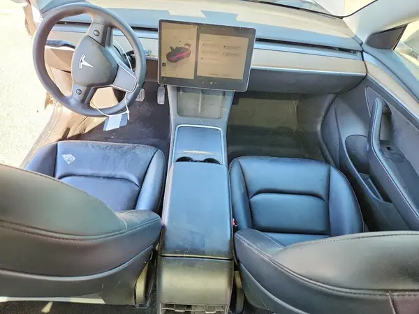 5YJ3E1EA2PF396191 2023 TESLA MODEL 3 - Image 8