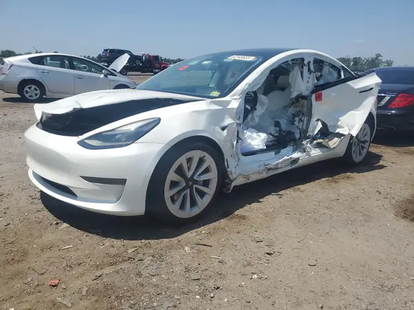 5YJ3E1EA2PF396725 2023 TESLA MODEL 3 - Image 1