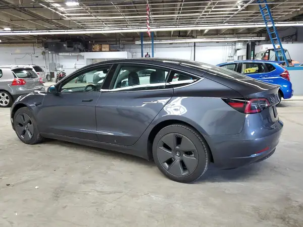 5YJ3E1EA2PF396854 2023 TESLA MODEL 3 - Image 2
