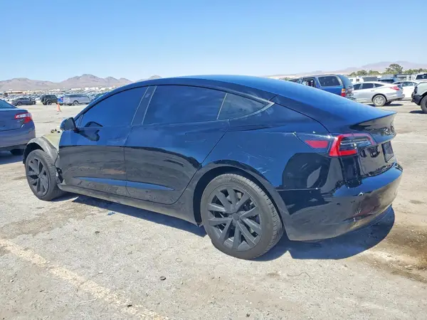 5YJ3E1EA2PF397910 2023 TESLA MODEL 3 - Image 2