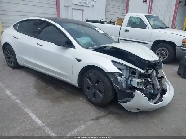 5YJ3E1EA2PF417959 2023 TESLA MODEL 3 - Image 1