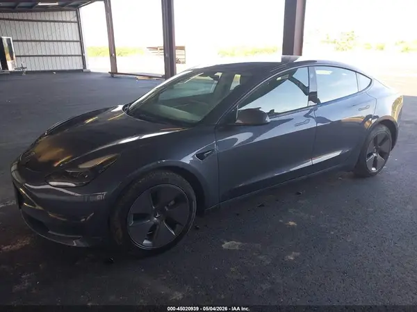 5YJ3E1EA2PF423065 2023 TESLA MODEL 3 - Image 2