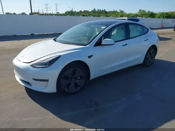 5YJ3E1EA2PF423681 2023 TESLA MODEL 3 - Image 2