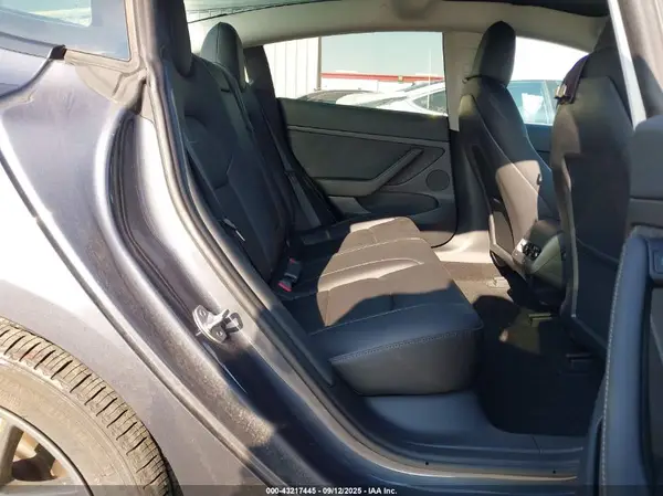 5YJ3E1EA2PF425527 2023 TESLA MODEL 3 - Image 8