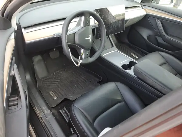 5YJ3E1EA2PF430646 2023 TESLA MODEL 3 - Image 8