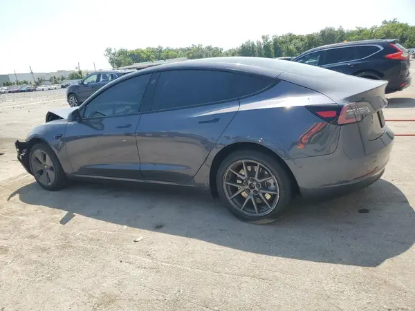 5YJ3E1EA2PF431148 2023 TESLA MODEL 3 - Image 2