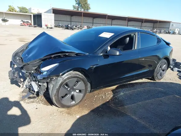 5YJ3E1EA2PF432705 2023 TESLA MODEL 3 - Image 2
