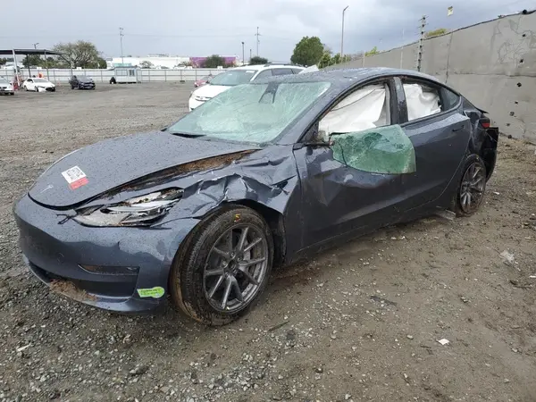 5YJ3E1EA2PF434910 2023 TESLA MODEL 3 - Image 1