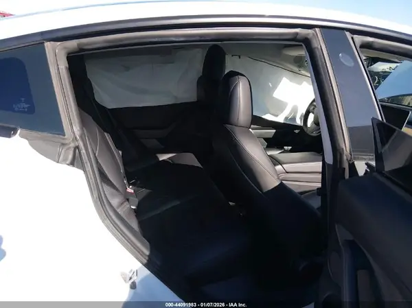 5YJ3E1EA2PF435491 2023 TESLA MODEL 3 - Image 8